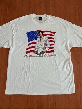 White Graphic Men’s T-Shirt with American Flag Design